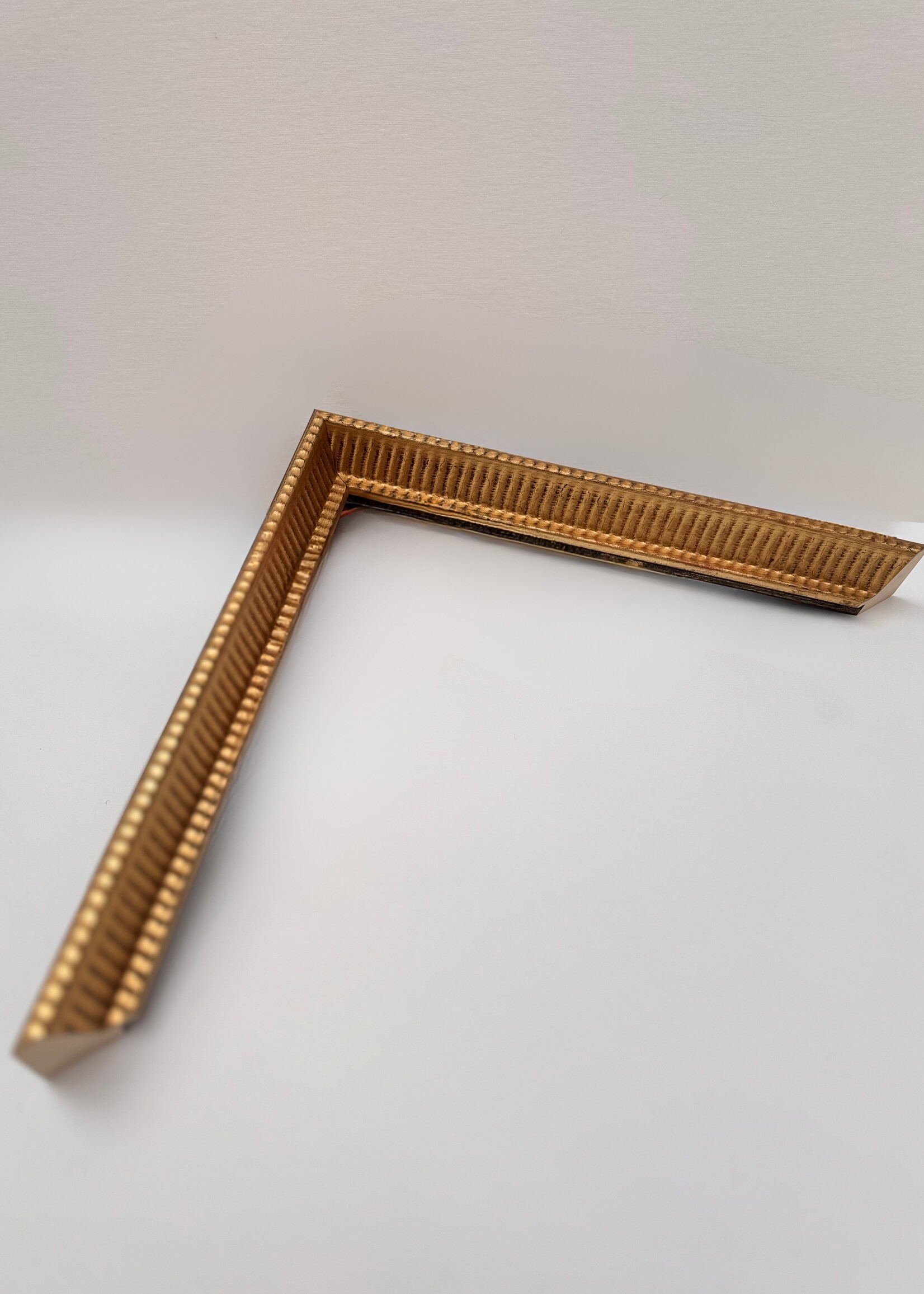 Cannelure smal goud - Cannelure smal goud - F010